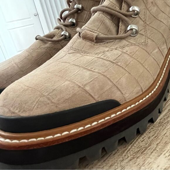 Marc Fisher Lizzie 2 Croc Lace Up Print Platform Combat Boots Tan 9.5 NWOB - Picture 6 of 13